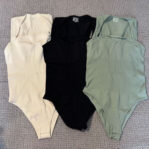 QQQ Bodysuit Womens Medium 3 Pack Black Green Beige Sleeveless Ribbed Stretch